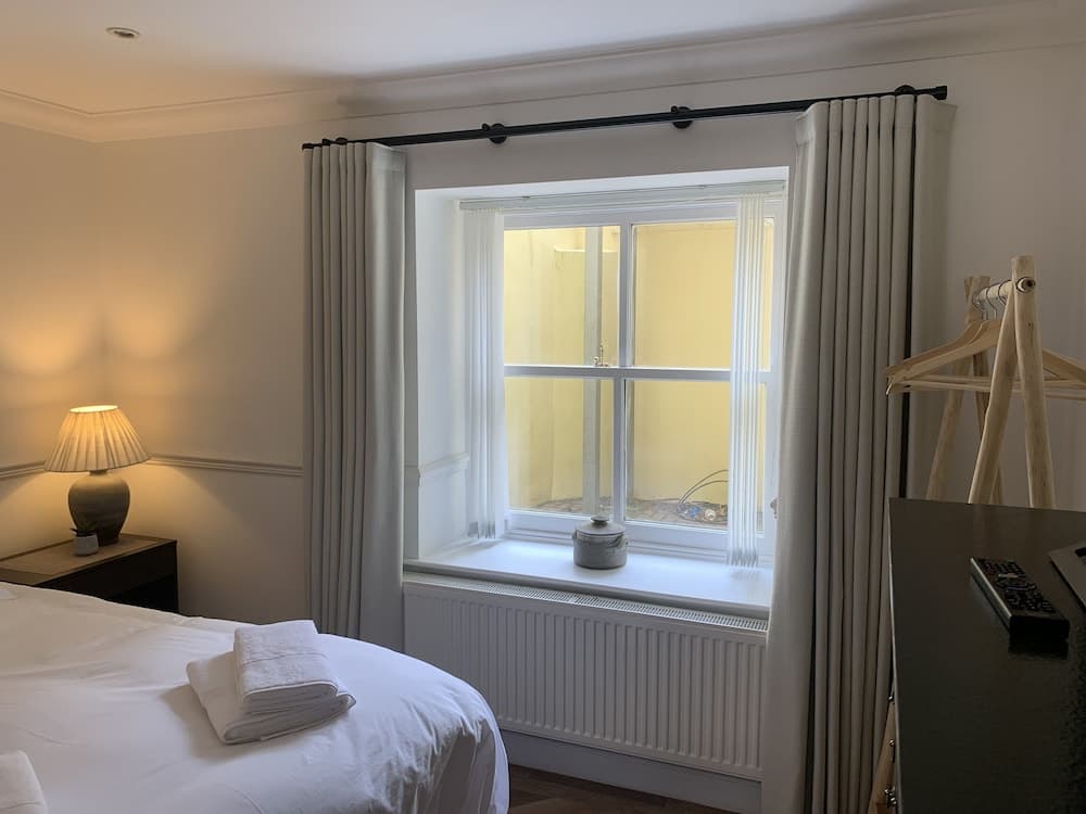 2 South Beach Court - Beach Front Apartment