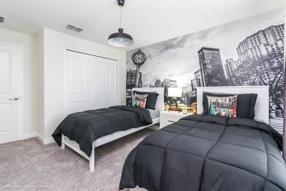 Luxury Champions Gate Town Home 4 Bedroom Townhouse by RedAwning