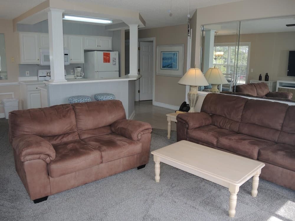 Brunswick Plantation Golf Resort Condo 1509M Close to Beach in Calabash by RedAwning
