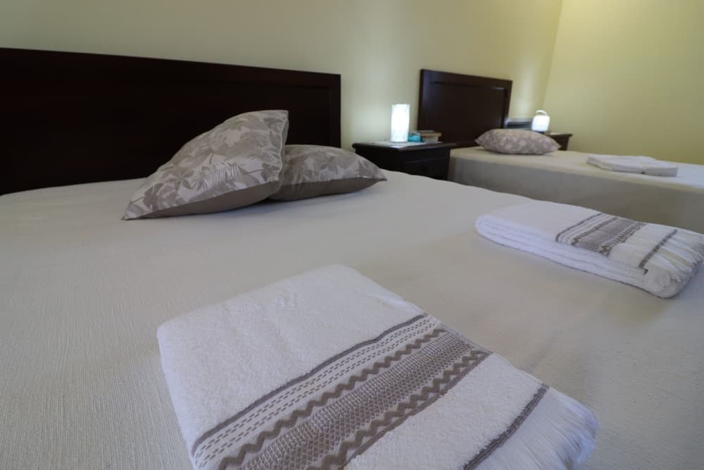 B b With Swimming Pool Tenuta Agrumi del Salento Triple Deluxe Citrus Attic