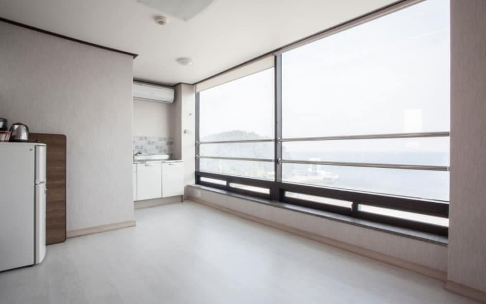 Busan Chocolate House Pension