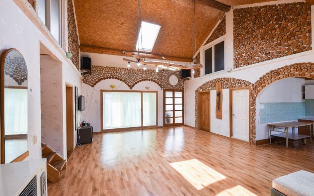 Pocheon Sandeulbaram Pension