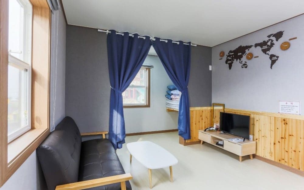 Gangneung Jeongdongjin Joyful Pension