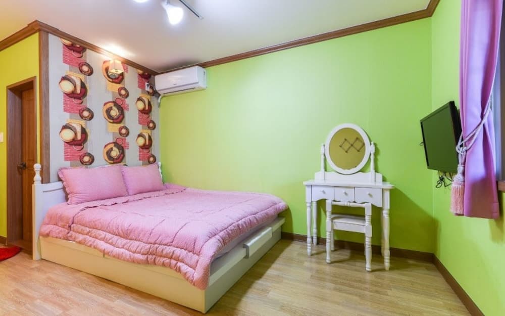 Cheongdo Provence Cupit Pension