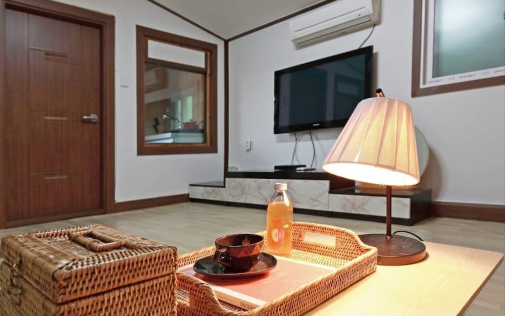 Yeongdeok Samsa Marin Village Pension