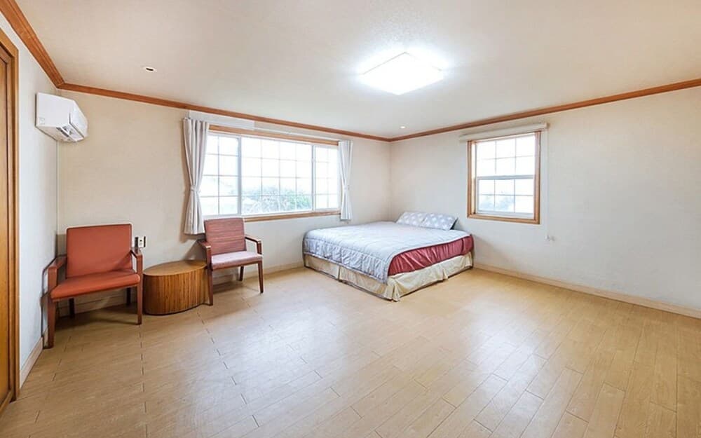 Taean Capella Pension