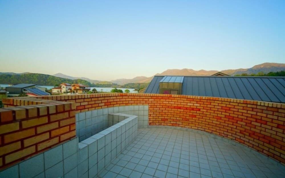 Jeonju Hosumaeul Dusilleene Pension