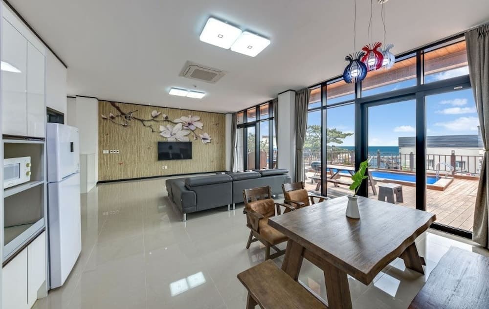 Pohang The East Pool Villa Pension