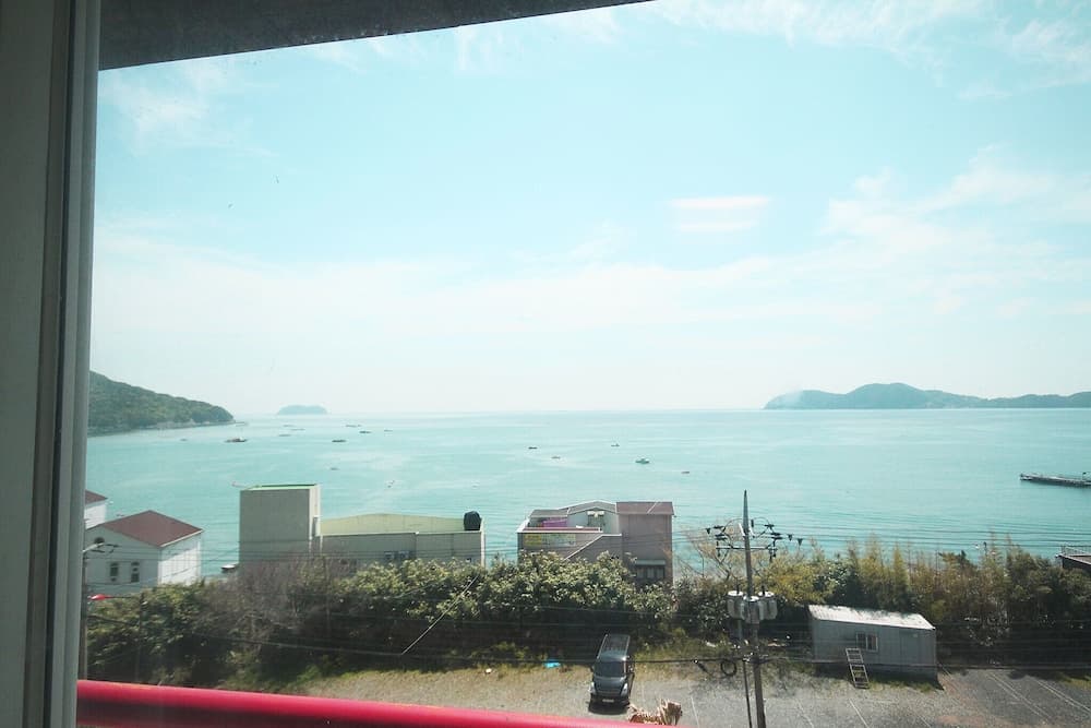 Geojedo Hakdong Sunrise Ocean View