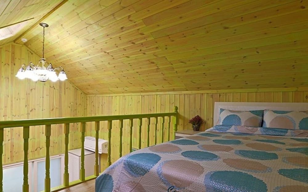 Gyeongju Carpe Diem Bed and Breakfast