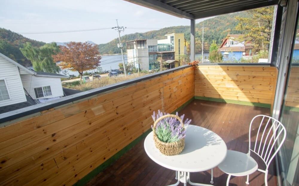 Pocheon La Vie En Rose Pension