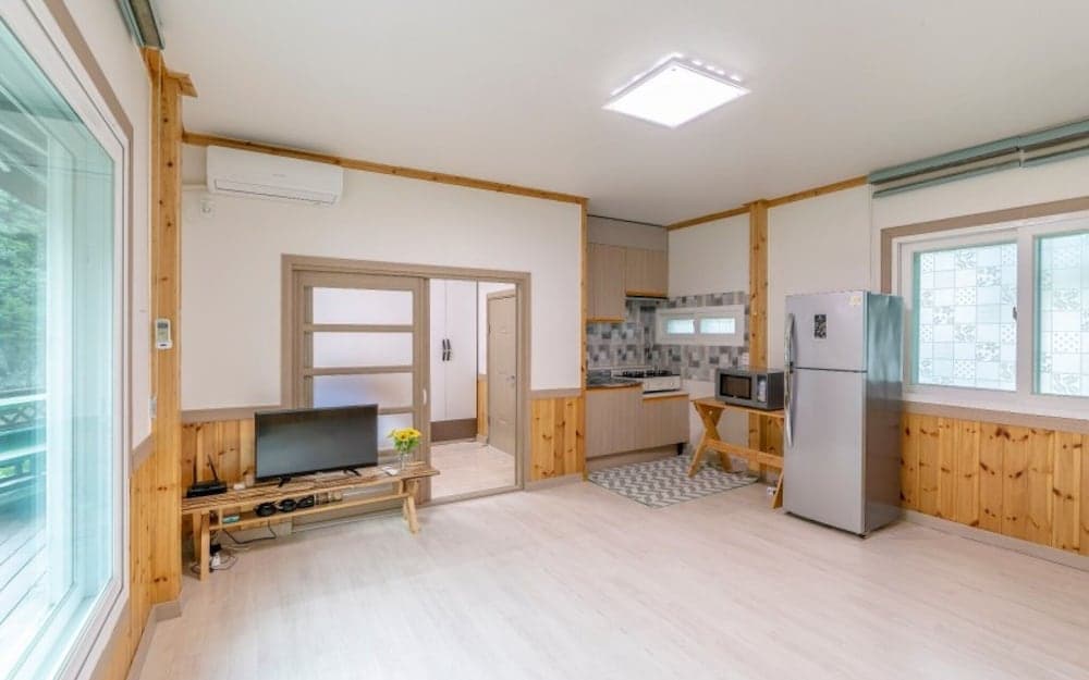 Boeun Supsogui Hayan Pension