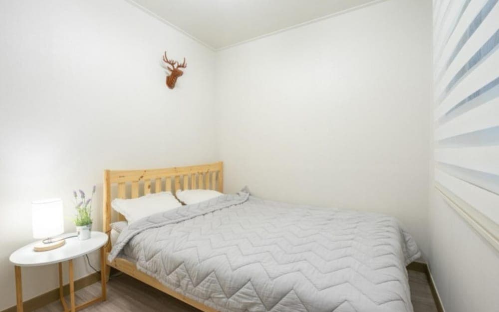 Hadong Huige Stay Pension