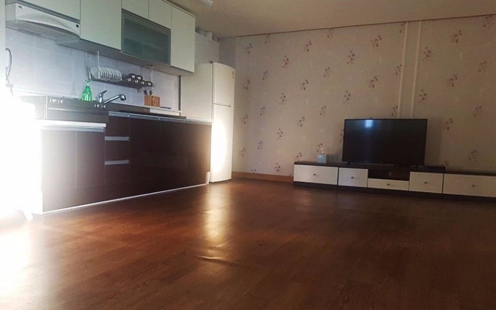 Gangjin Jeulgeounga Pension