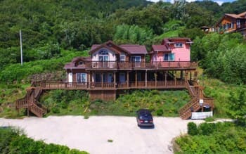 Gurye Jirisan A Wood Nymph Pension