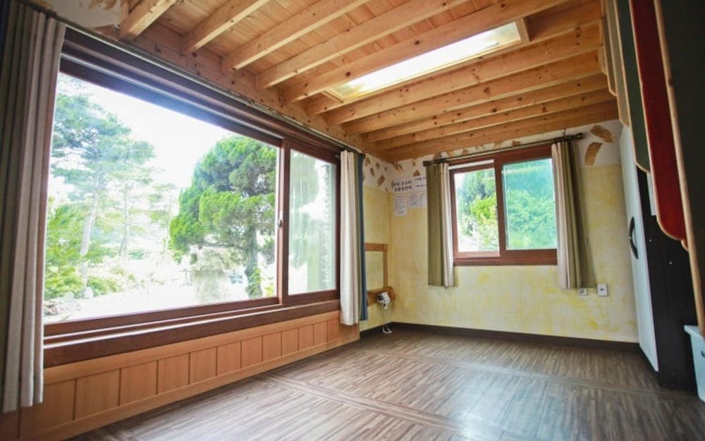 Gongju Jangseungpark Pension