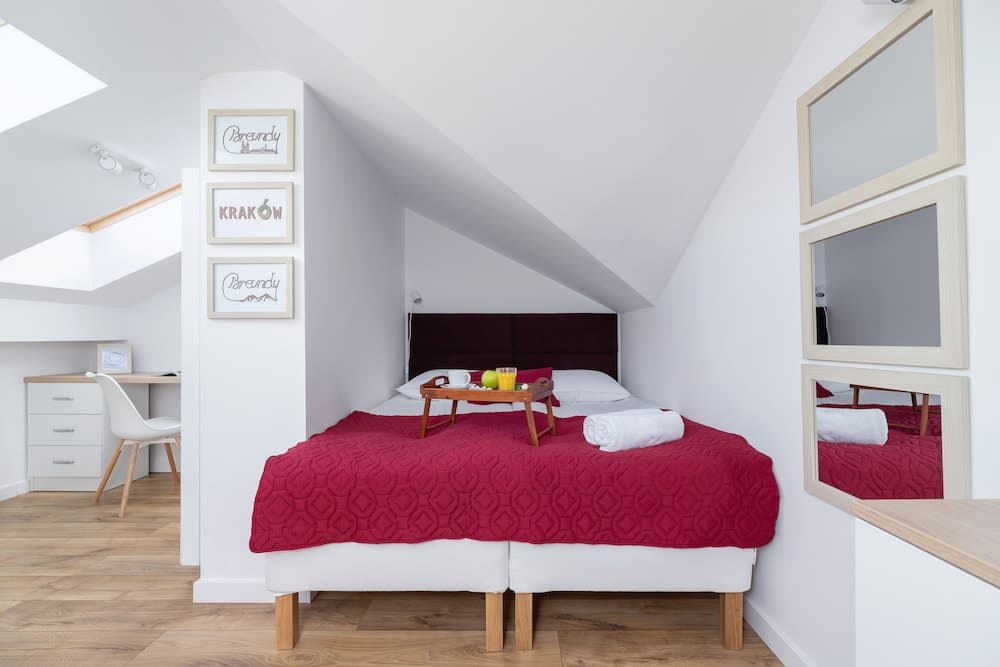 Duplex Studio Stachowicza by Renters