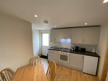 Beautiful 2-bed Apartment Near Belmullet