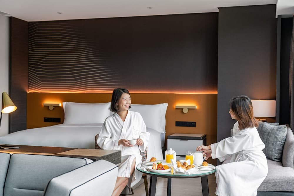 The G Shenzhen, A Tribute Portfolio Hotel