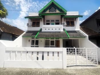 Homestay Jogja 4 Kamar Tidur Full AC Seputaran Umbulharjo dekat Gembira Loka