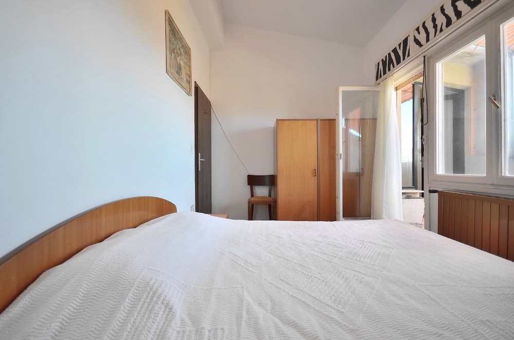 Big 80 m2 apt With Balcony in the Heart of Split