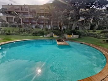 16 Mallorca Umdloti beach front Magic