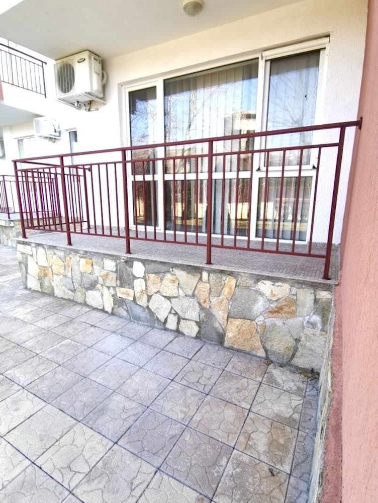 Seaside Studio Apartment in Ravda