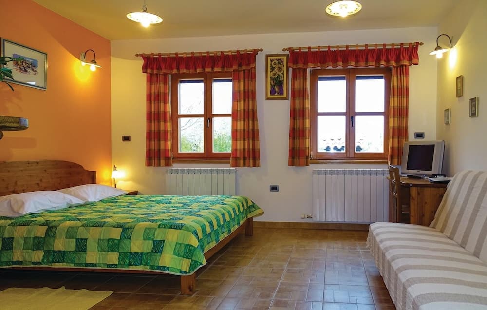 Stunning Home in Smarje With Wifi and 0 Bedrooms