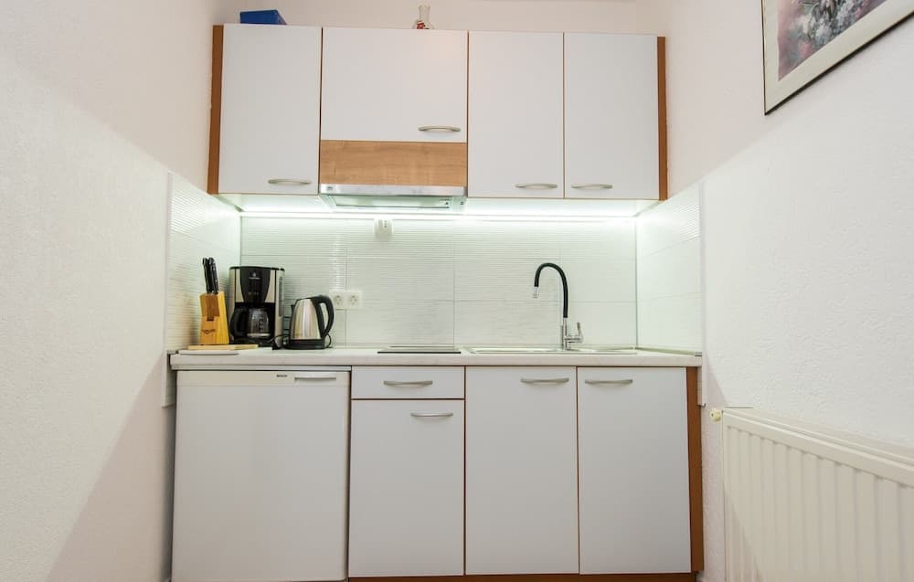 A3 Cozy Apt. w. big Garden, 2 Balconies & Grill