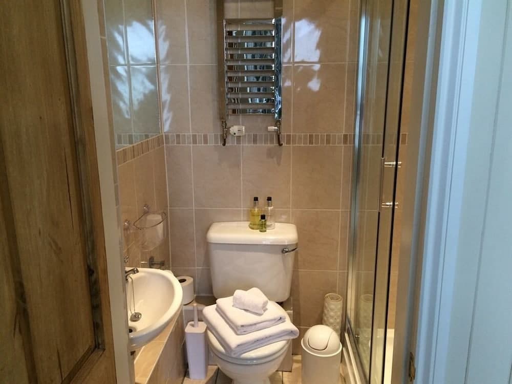 Ashbury Bed and Breakfast