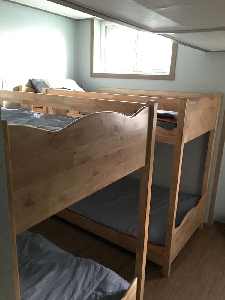 24guesthouse Sinchon