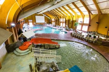 Cranberry Country Lodge