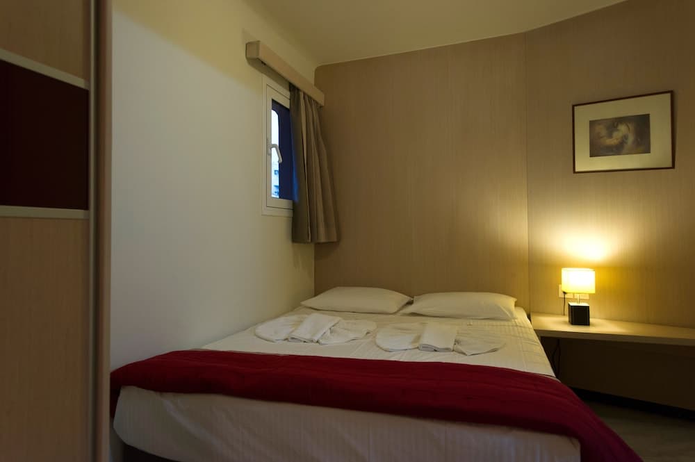 Seafalios Apartments