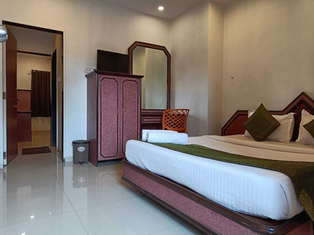 Hotel Jambhale Palace