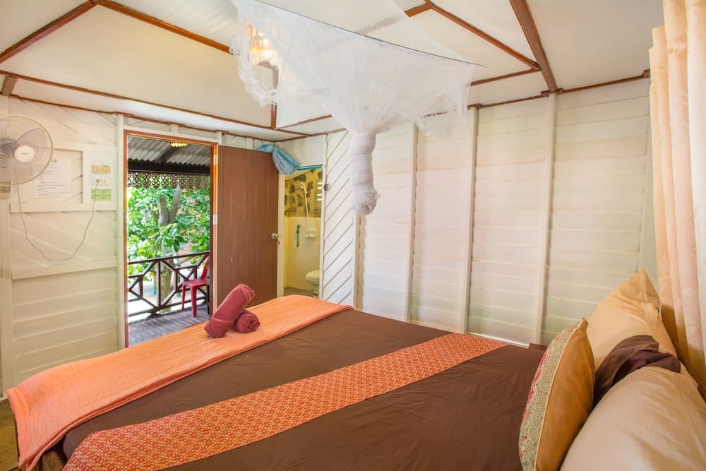 Bottle Beach 1 Resort