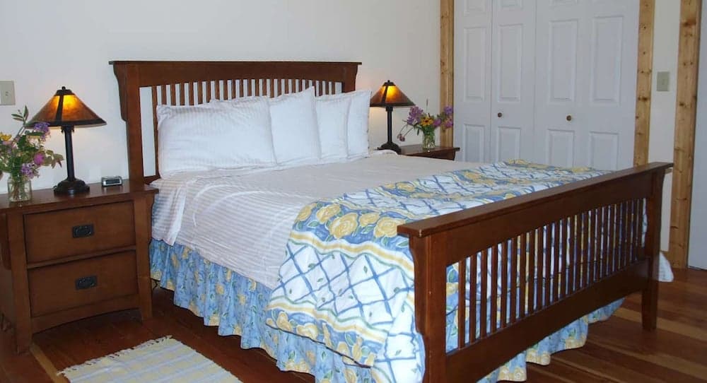 Yellowstone Basin Inn