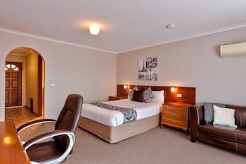 Hume Country Motor Inn