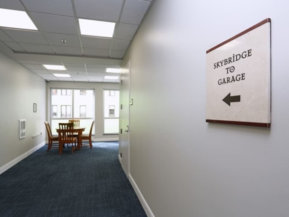 The Encore on the 7th by BridgeStreet