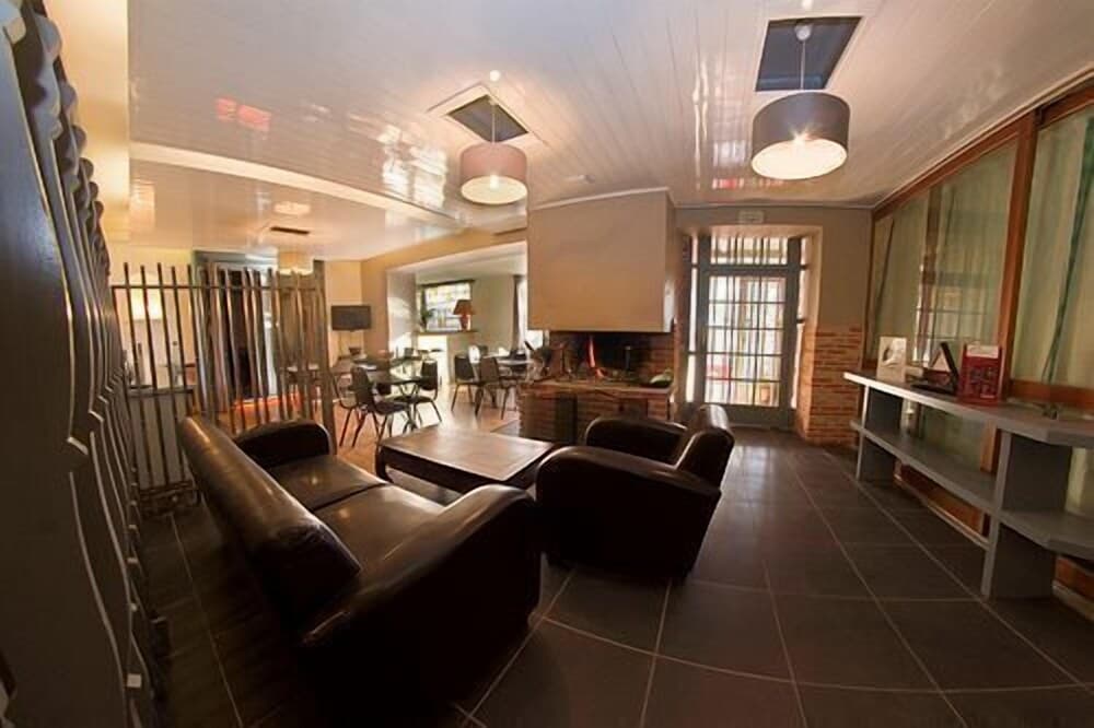 Résidence Hôtel Larroque