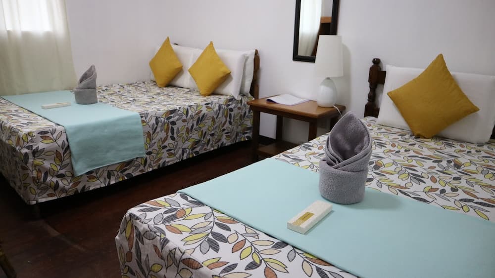 Lolo Oyong Pension House