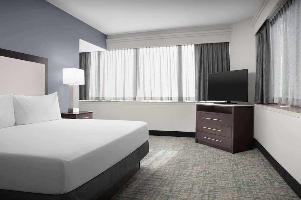 Homewood Suites by Hilton Dallas Downtown, TX
