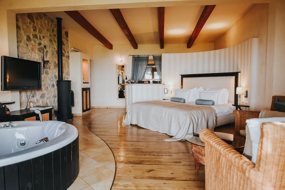 Cnaan Village - Boutique and Spa Villa