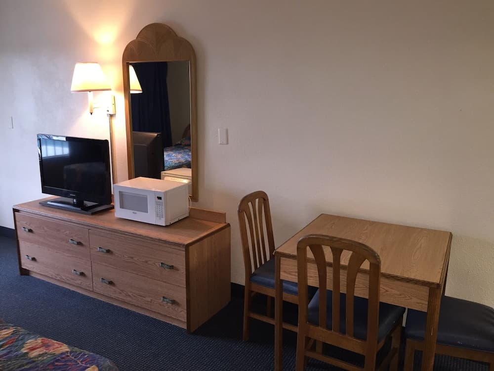 Bermuda Sands on the Boardwalk