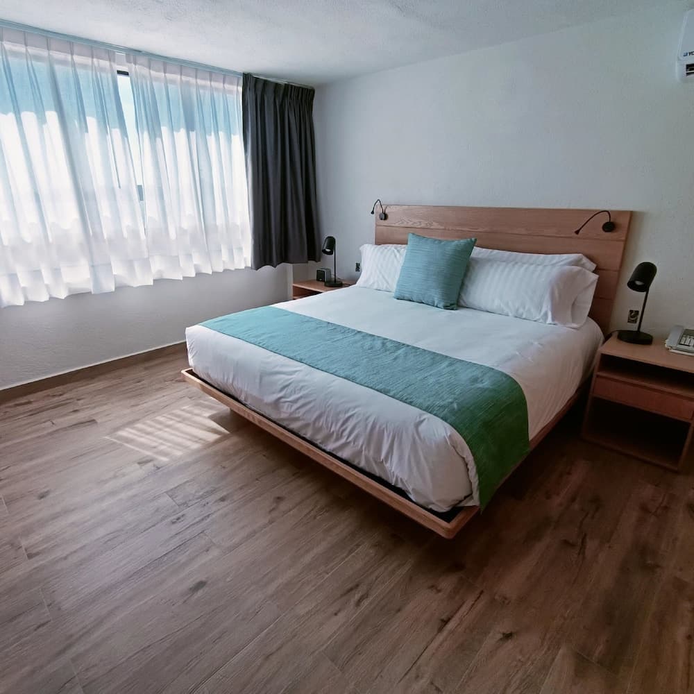 Sunrock Hotel and Suites