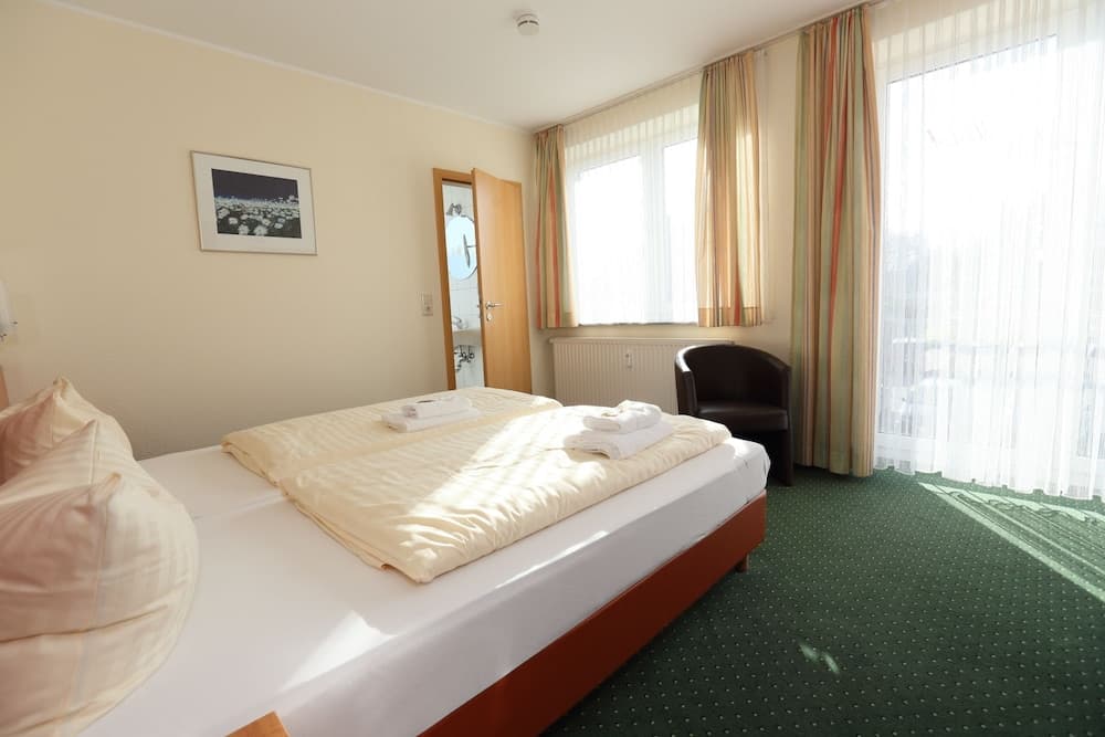 Café & Hotel am Holzhafen