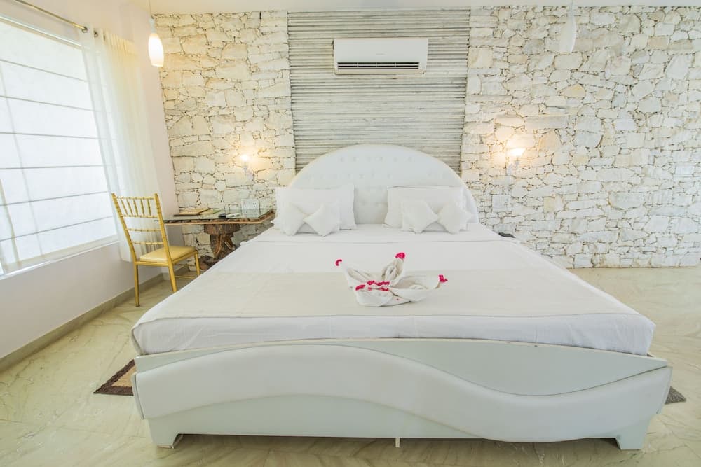 Lohagarh Fort Resort