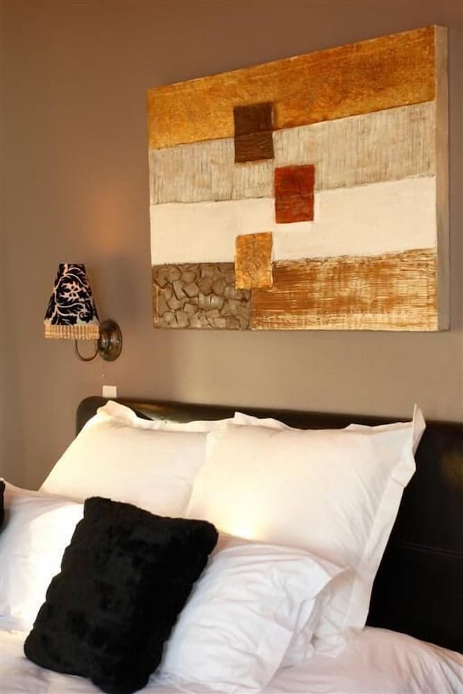 Dolphin Dunes Guest House