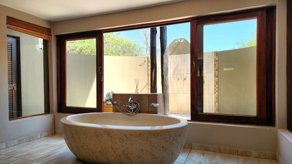 Morokolo Safari Lodge