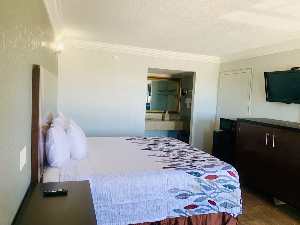 Budget Inn and Suites