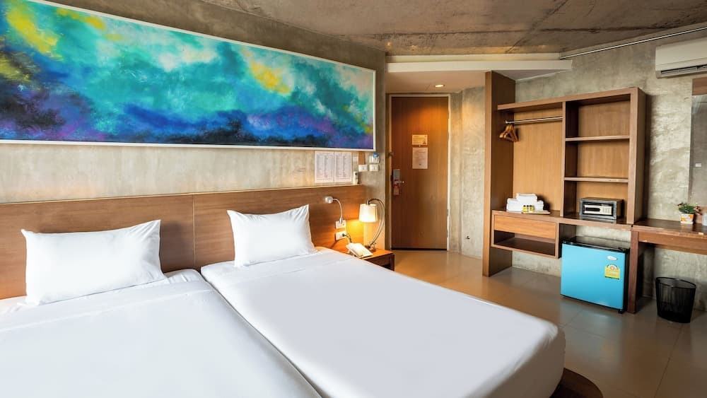 B2 Sea View Pattaya Boutique & Budget Hotel